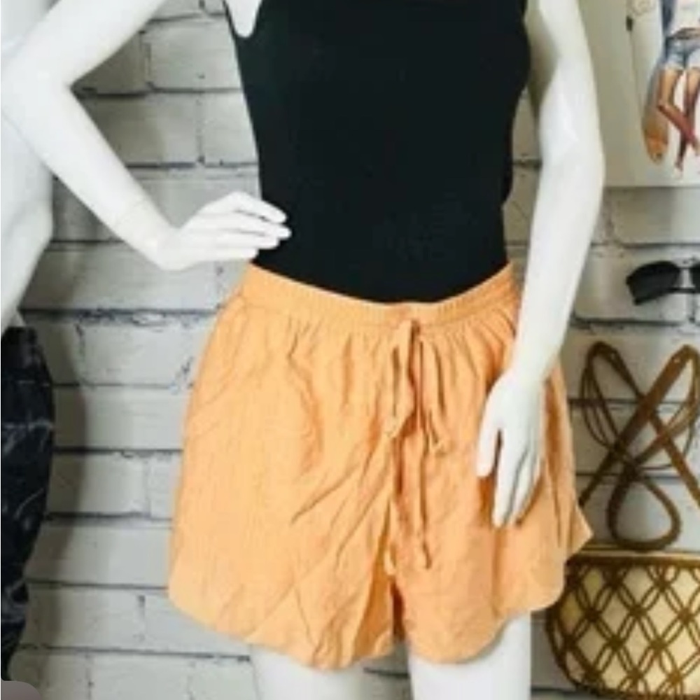 Women’s Coral Orange Shorts NWT - Picture 2 of 6